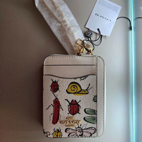 Coach zip card case with Creature Print - Picture 1 of 8